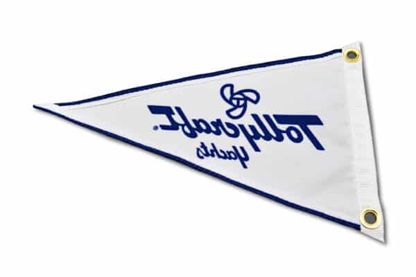Tolly craft Yacht back